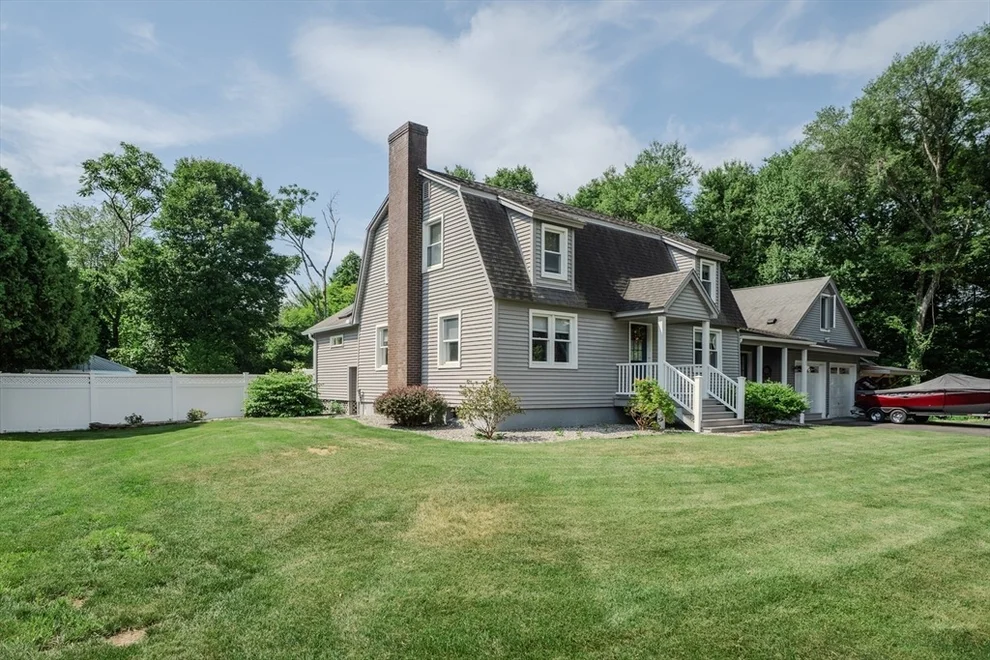 Unit for sale at 32 E Maple St, Easthampton, MA 01027
