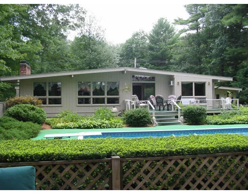 Unit for sale at 80 Medway Street, Norfolk, MA 02056