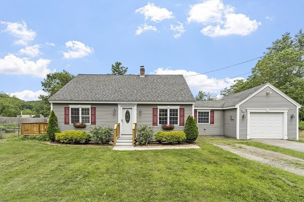 Unit for sale at 3 Park Rd, Ashby, MA 01431