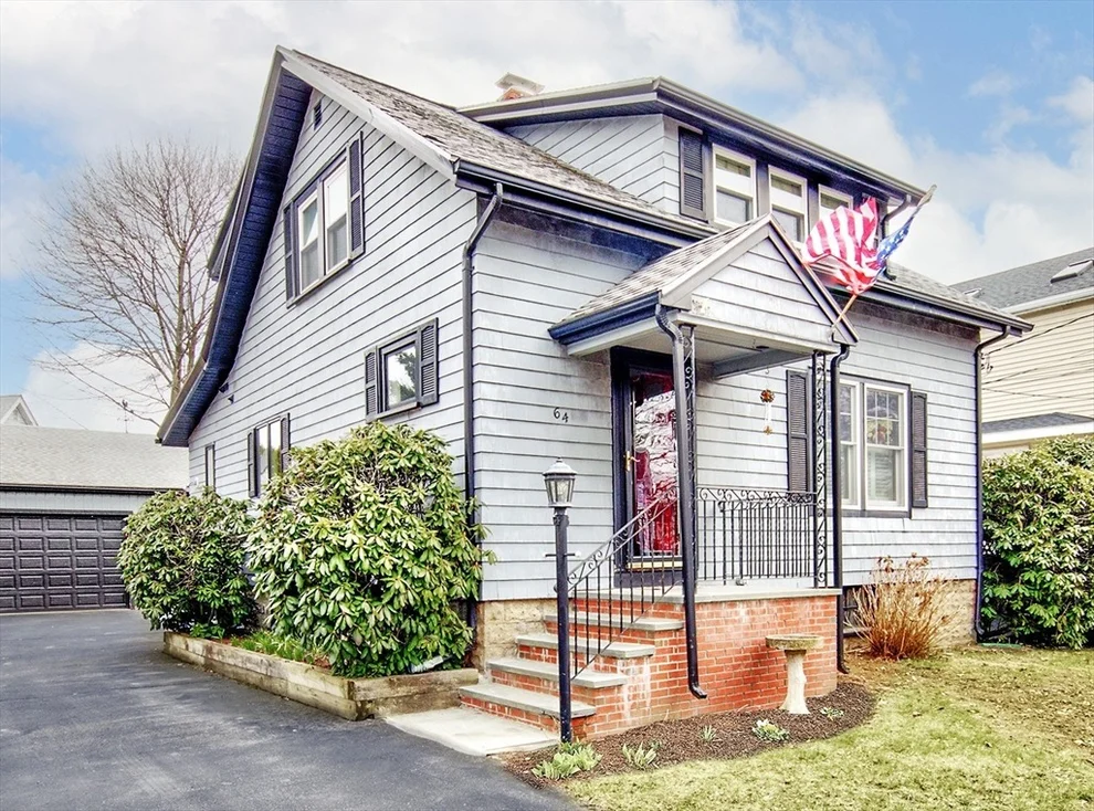 Unit for sale at 64 Livingstone Ave, Beverly, MA 01915