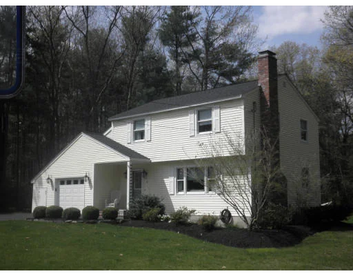 Unit for sale at 4 Brian Dr, Westford, MA 01886
