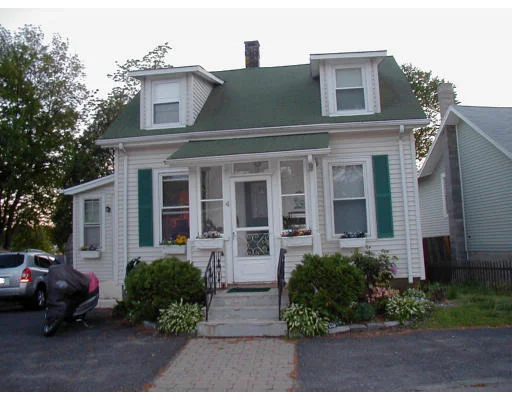 Unit for sale at 4 Nipmuc Road, Framingham, MA 01702