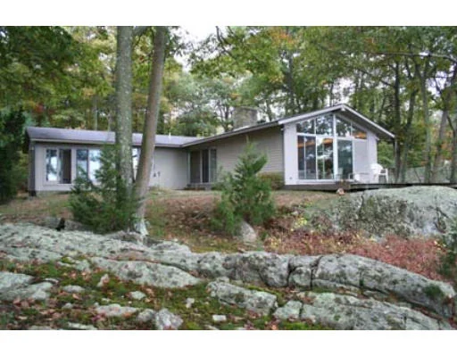 Unit for sale at 3 Wood Island Rd, Scituate, MA 02066