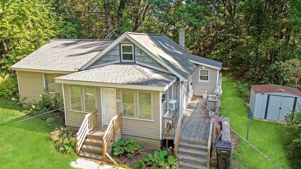 Unit for sale at 218 Old Groveland Rd, Haverhill, MA 01835