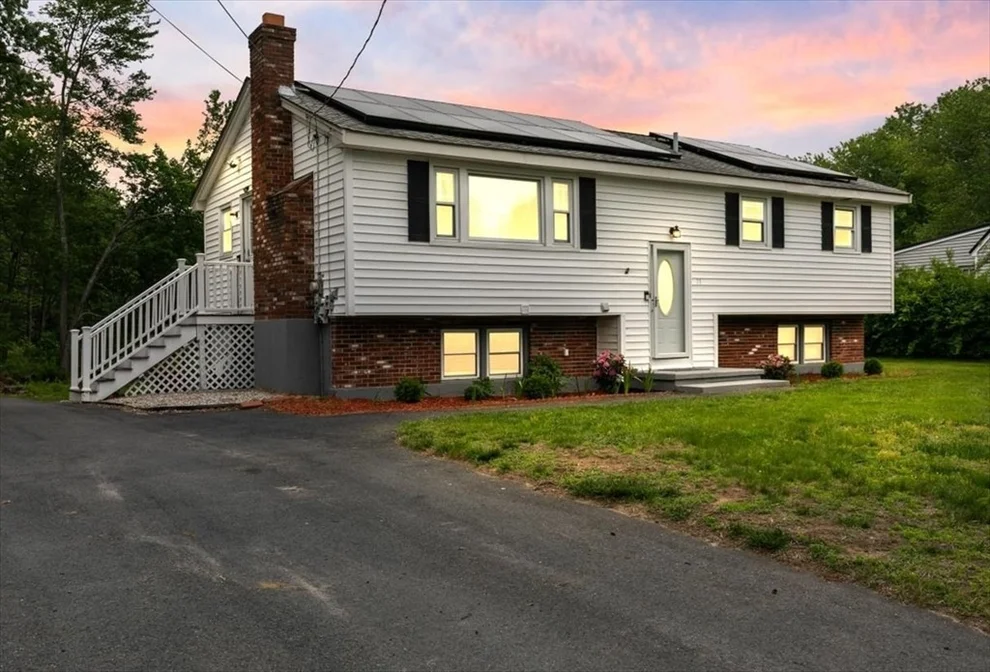 Unit for sale at 30 Shawnee, Pepperell, MA 01463