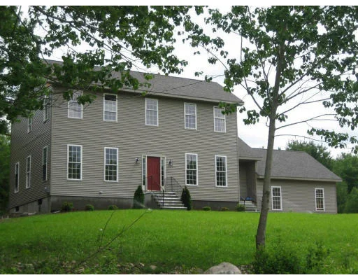Unit for sale at 17 North Street, Upton, MA 01568