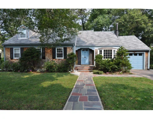 Unit for sale at 74 Elinor Road, Newton, MA 02461