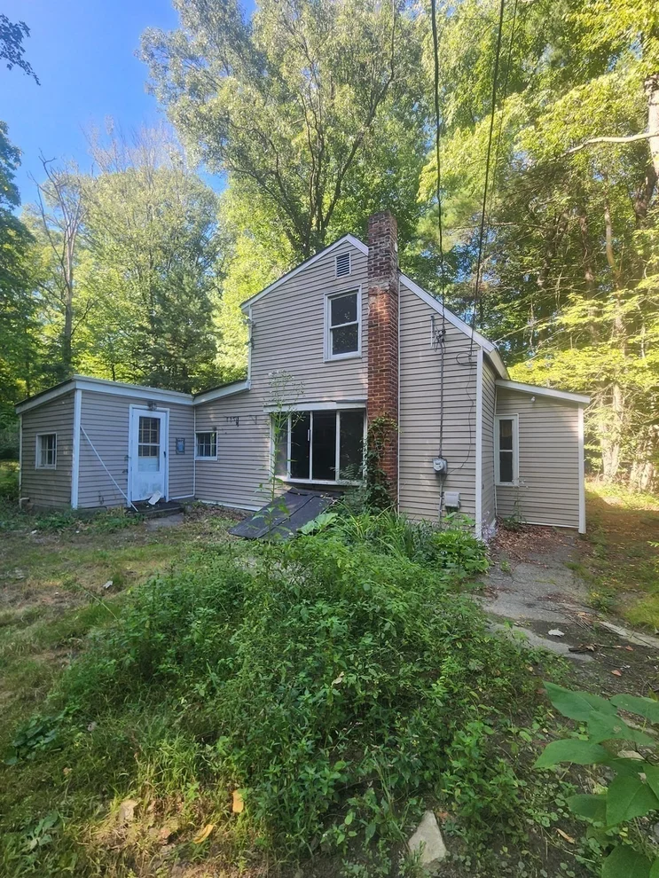 Unit for sale at 64 1/2 Wallace Avenue, Auburn, MA 01501