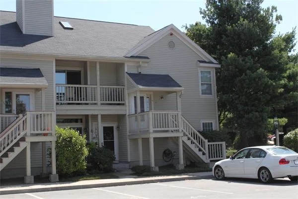 Unit for sale at 156 Tyson Commons Ln, Braintree, MA 02184