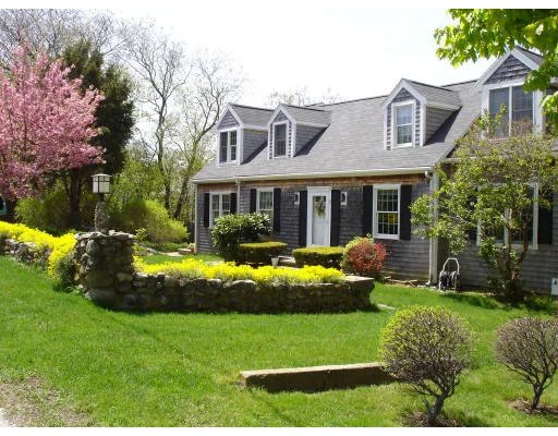 Unit for sale at 8 Prudence Rd, Marshfield, MA 02050