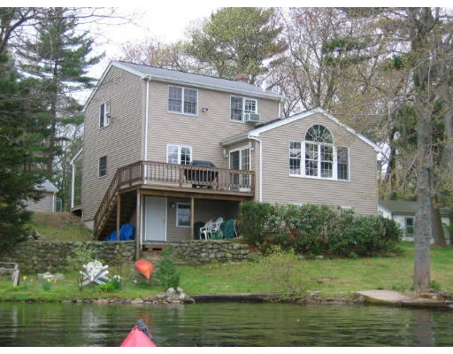 Unit for sale at 9 Creighton Lane, Foxboro, MA 02035
