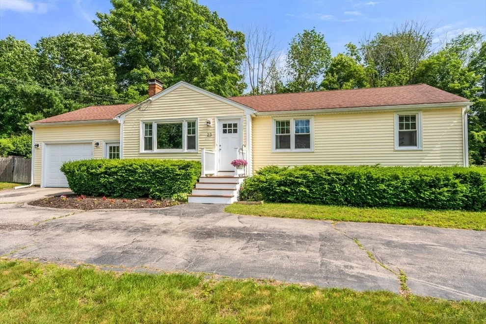 Unit for sale at 23 Redbird Rd, Wrentham, MA 02093