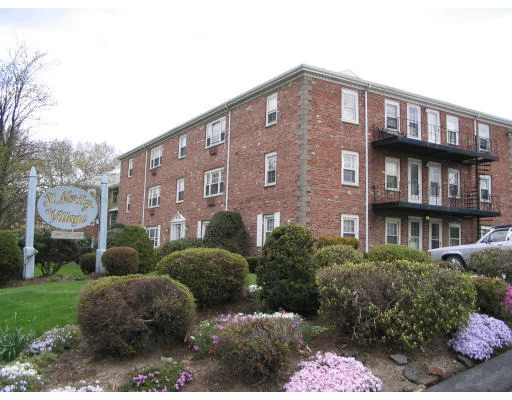 Unit for sale at 802 Willard Street, Quincy, MA 02169
