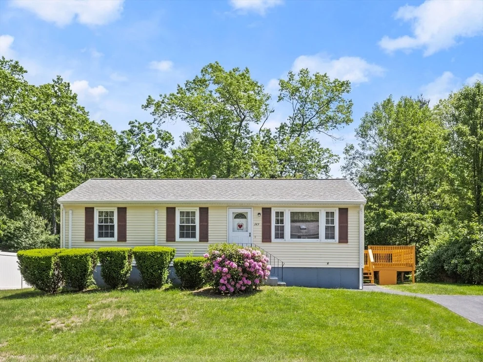 Unit for sale at 149 Freda Ln, Lowell, MA 01854