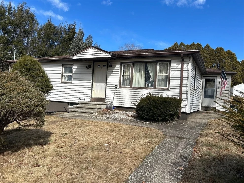 Unit for sale at 8 Tanyard Road, Dudley, MA 01571