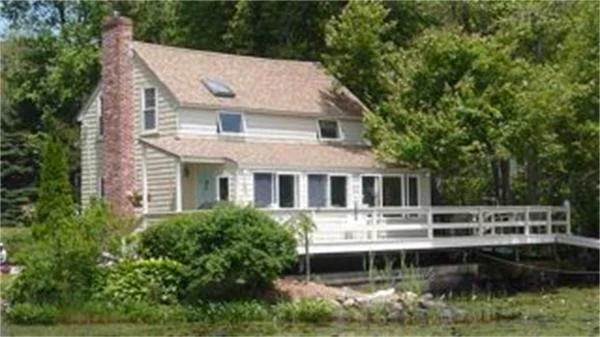 Unit for sale at 4 White Rd, Hamilton, MA 01982
