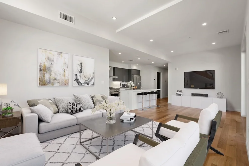 Unit for sale at 537 E 2nd St, Boston, MA 02127
