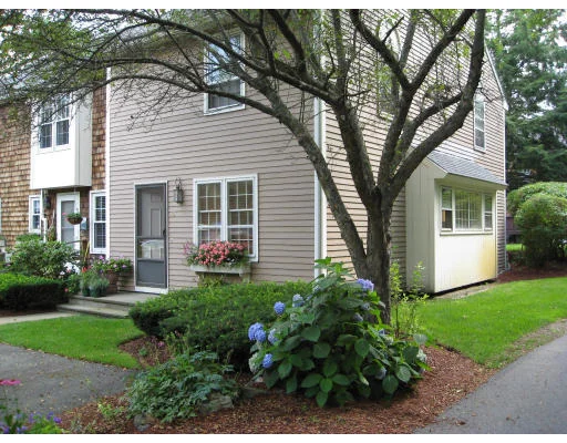 Unit for sale at 18 Bar Link Way, Swampscott, MA 01907