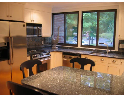 Unit for sale at 2 Longwood Dr, Andover, MA 01810