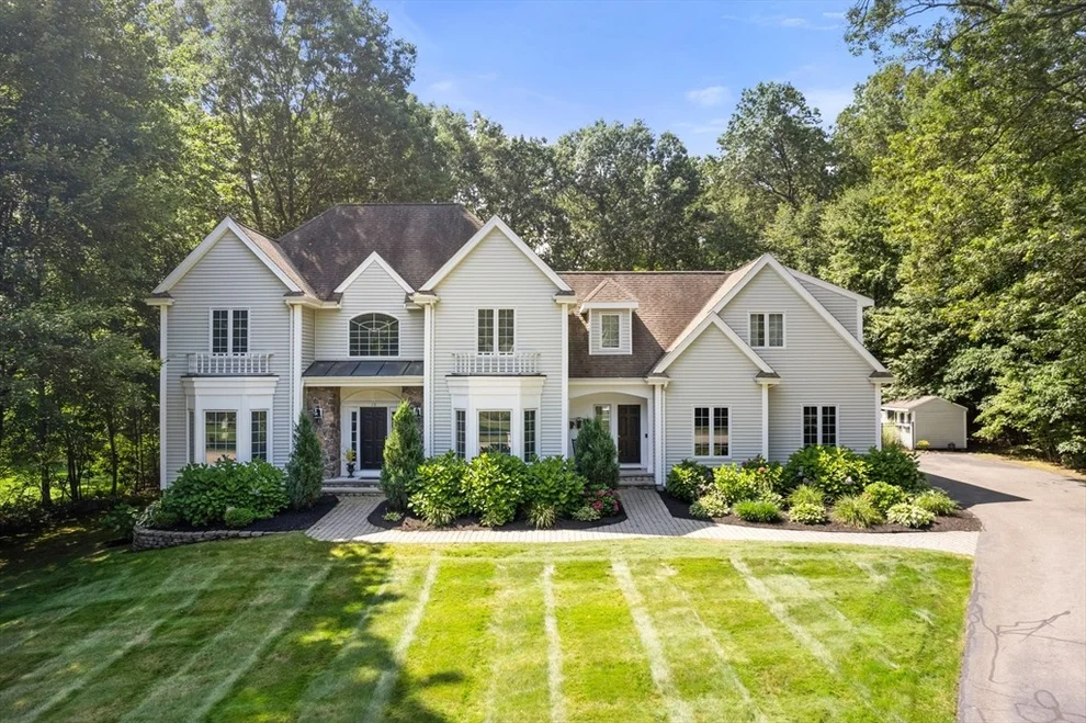 Unit for sale at 15 Broad Acres Farm, Medway, MA 02053