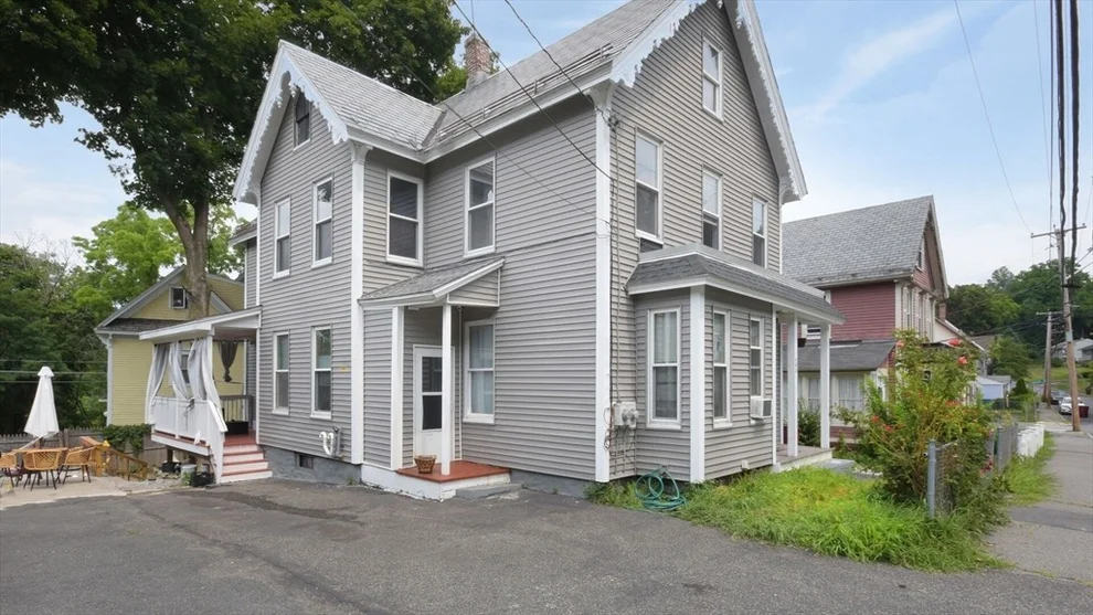 Unit for sale at 480 E Merrimack St, Lowell, MA 01852