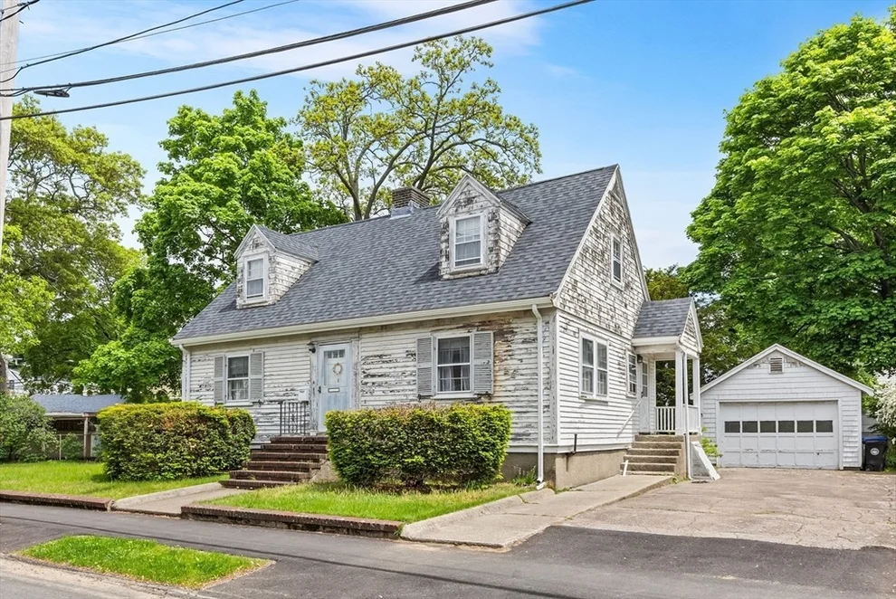 Unit for sale at 6 Audubon Rd, Milton, MA 02186