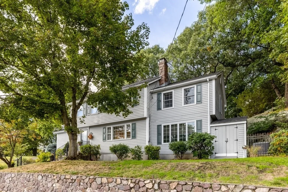 Unit for sale at 2 Rosemary Ave, Wakefield, MA 01880