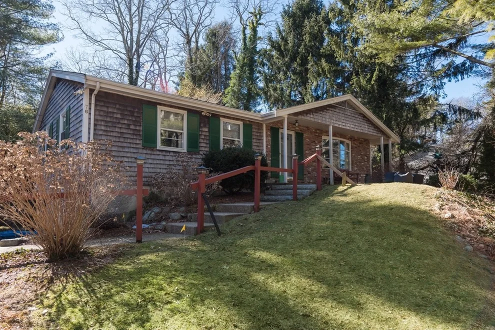 Unit for sale at 76 Sippewissett Rd, Falmouth, MA 02540
