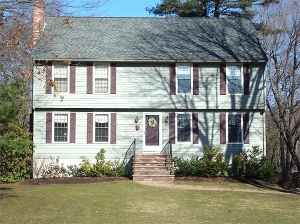 Unit for sale at 10 Crossbow Lane, North Andover, MA 01845