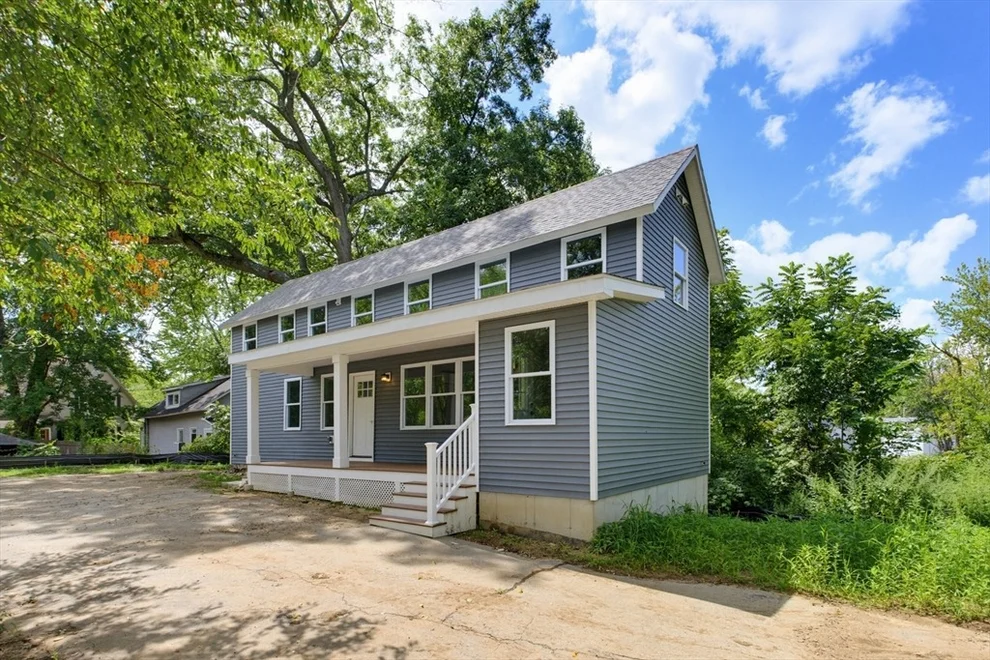 Unit for sale at 5 Friedel St, Auburn, MA 01501
