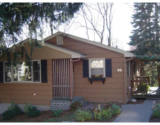 Unit for sale at 93 Circle Drive, Waltham, MA 02452