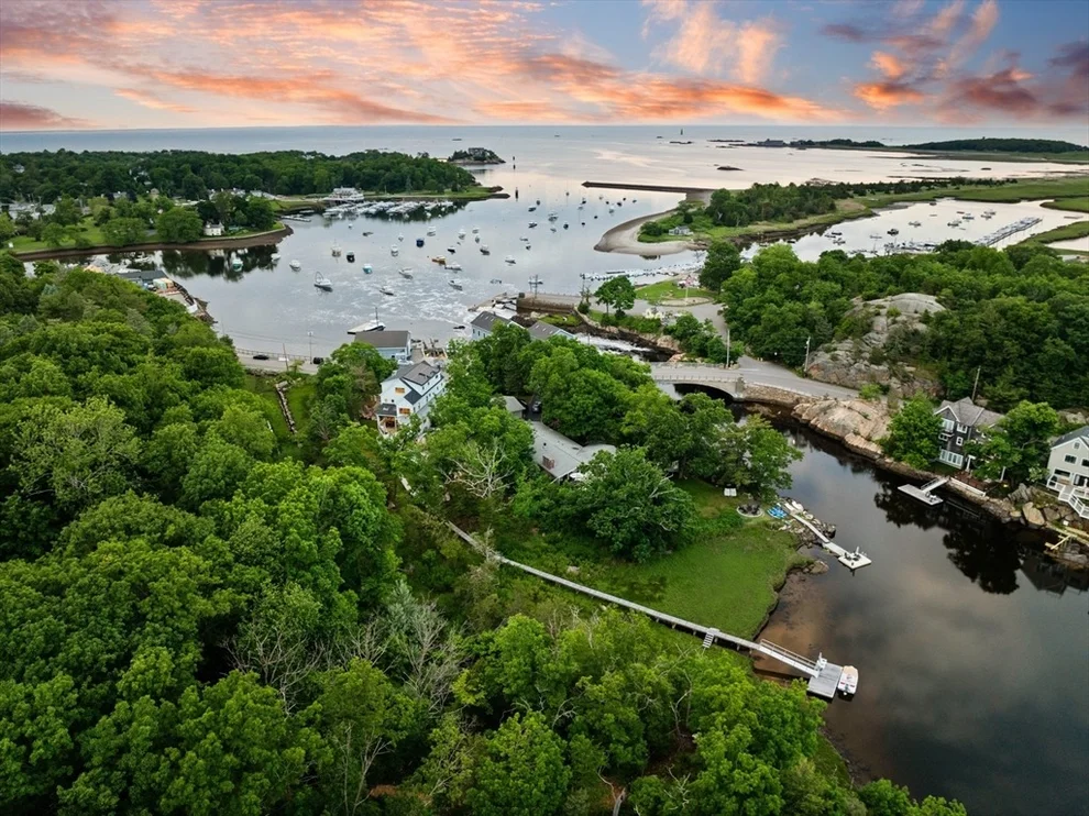 Unit for sale at 75 Border St, Cohasset, MA 02025