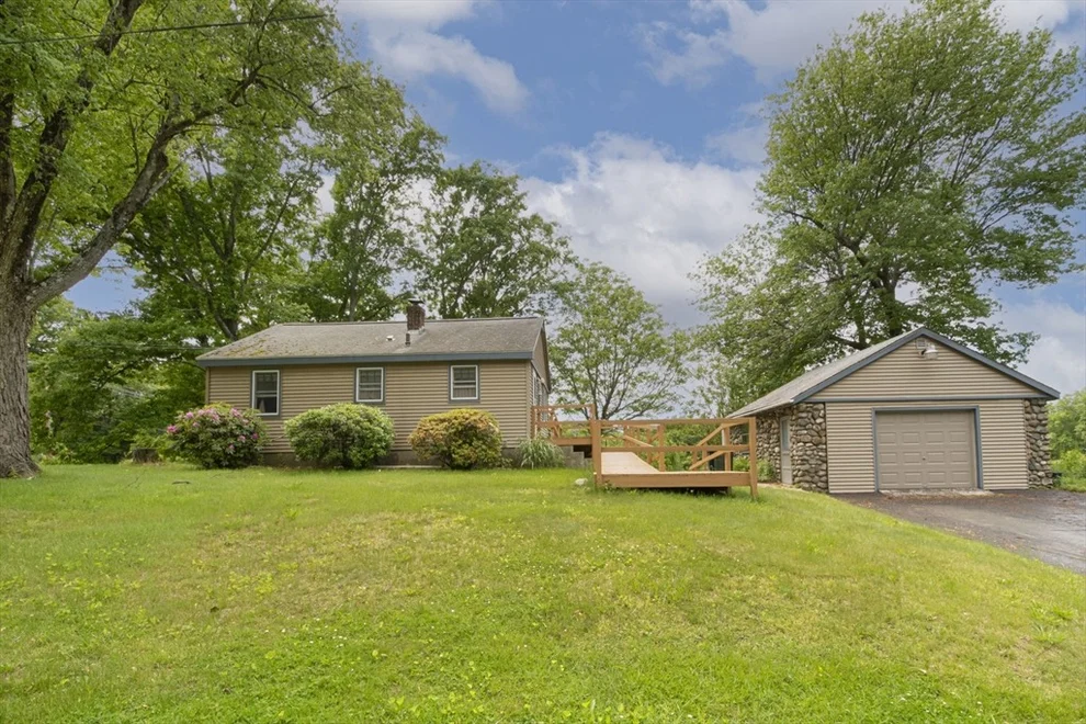 Unit for sale at 17 Shirley Rd, Shrewsbury, MA 01545