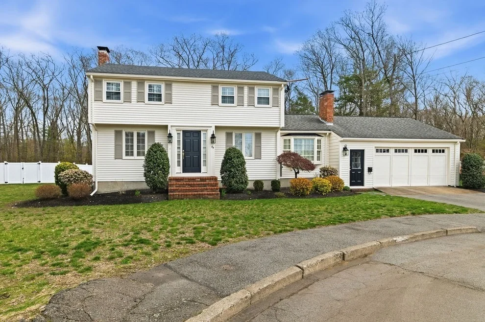 Unit for sale at 85 Marks Rd, Weymouth, MA 02189