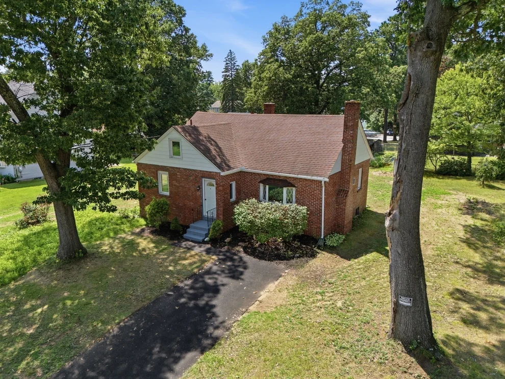 Unit for sale at 78 Wollaston St, Springfield, MA 01119