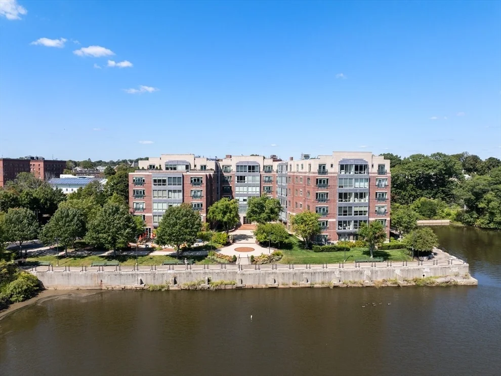 Unit for sale at 88 Wharf St, Milton, MA 02186