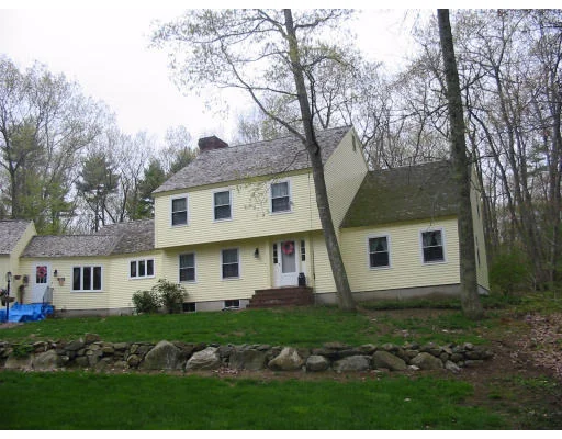 Unit for sale at 5 Partridge Lane, Boxford, MA 01921
