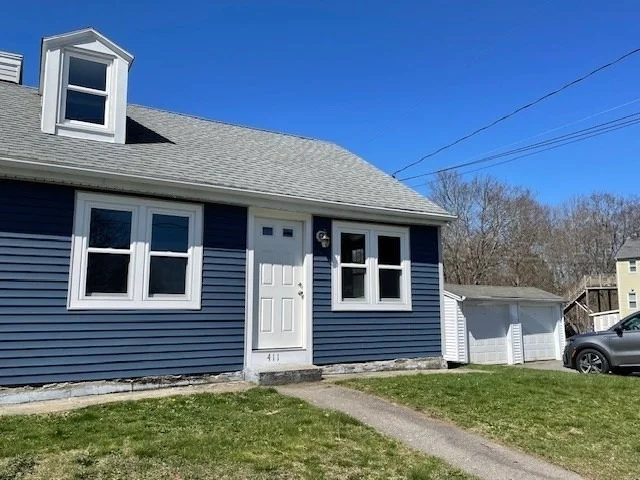 Unit for sale at 411 W Britannia St, Taunton, MA 02780