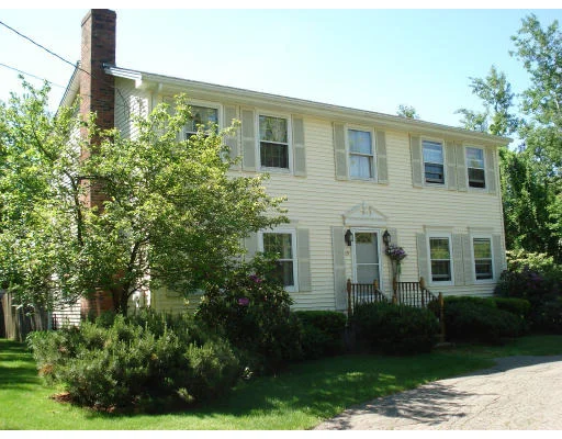 Unit for sale at 419 Pearl Hill Rd, Fitchburg, MA 01420