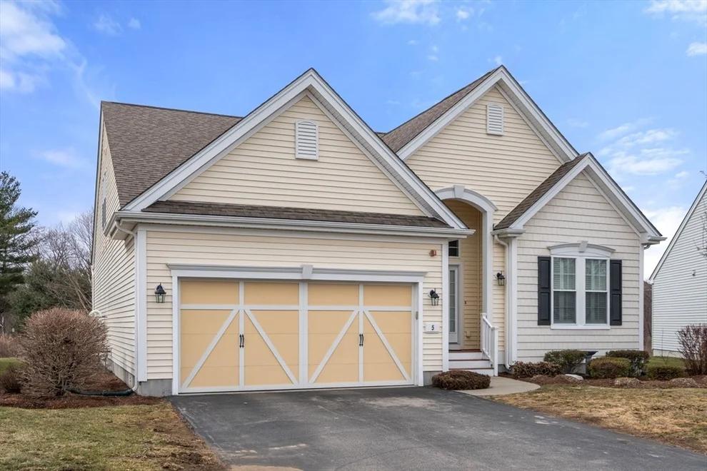 Unit for sale at 5 Heartwood Way, Hopkinton, MA 01748