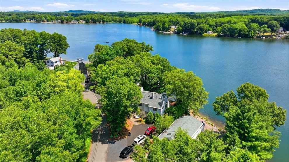 Unit for sale at 14 Iroquois, Southwick, MA 01077