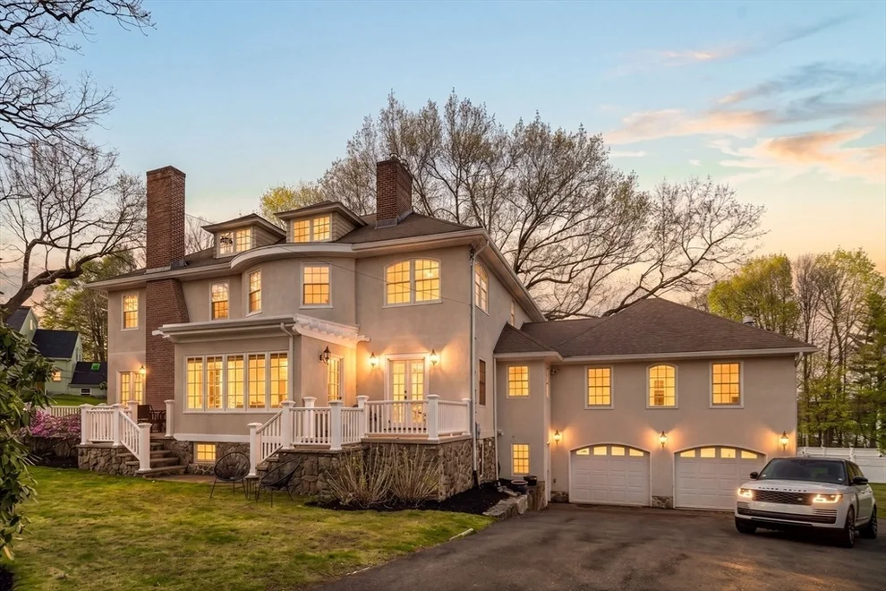 Unit for sale at 10 Rangeley Road, Winchester, MA 01890