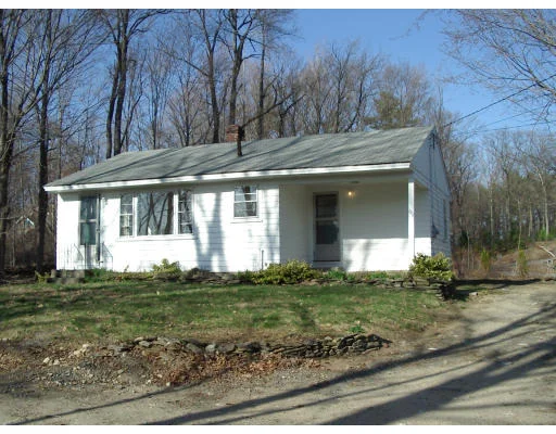 Unit for sale at 785 Massachusetts Ave, Lunenburg, MA 01462