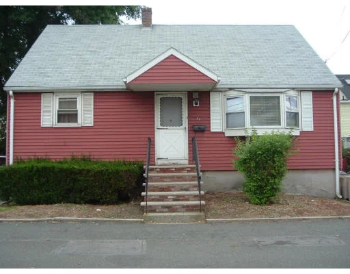Unit for sale at 32 Mason St, Peabody, MA 01960
