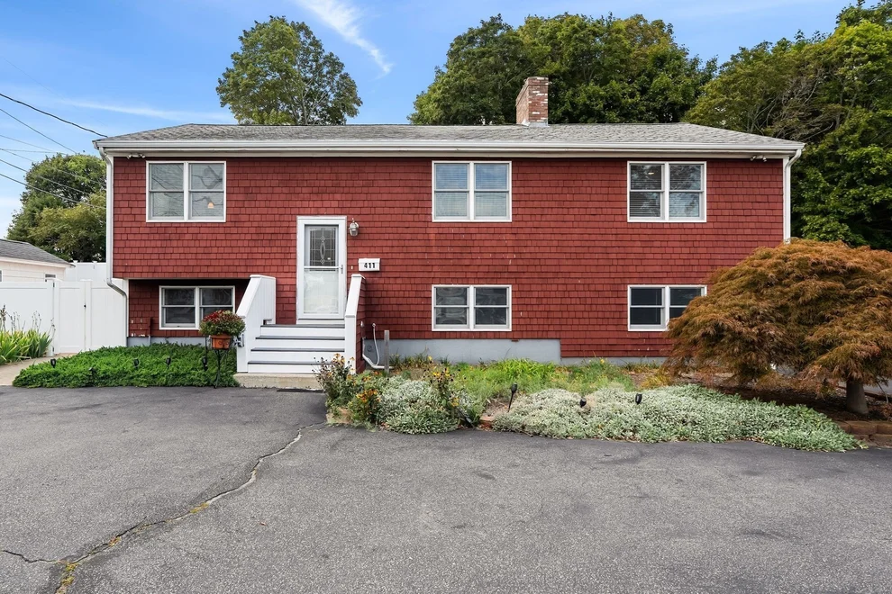 Unit for sale at 411 Newport Road, Hull, MA 02045