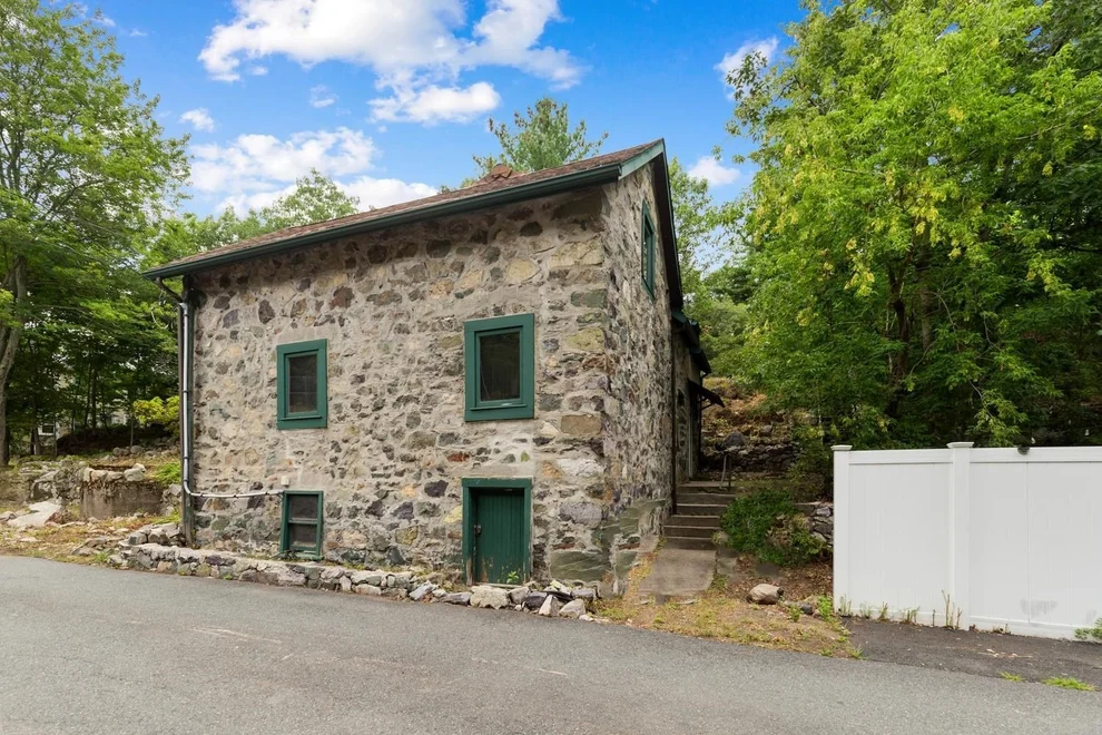 Unit for sale at 29 Beachview Terrace, Malden, MA 02148