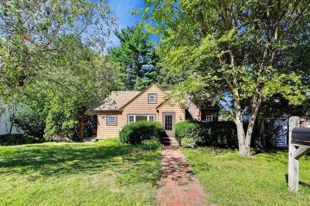 Unit for sale at 72 Sexton Ave, Westwood, MA 02090