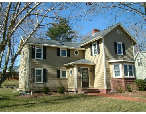 Unit for sale at 5 Barber St, Medway, MA 02053