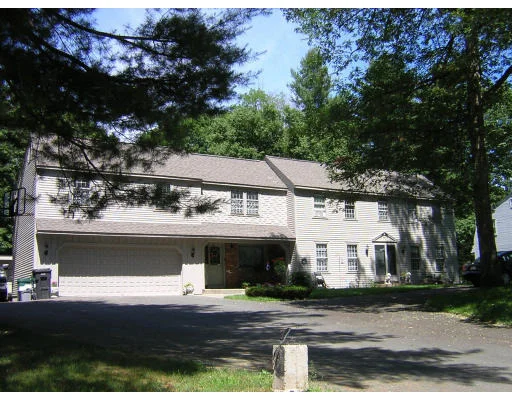 Unit for sale at 52 Yankee Circle, Westfield, MA 01085