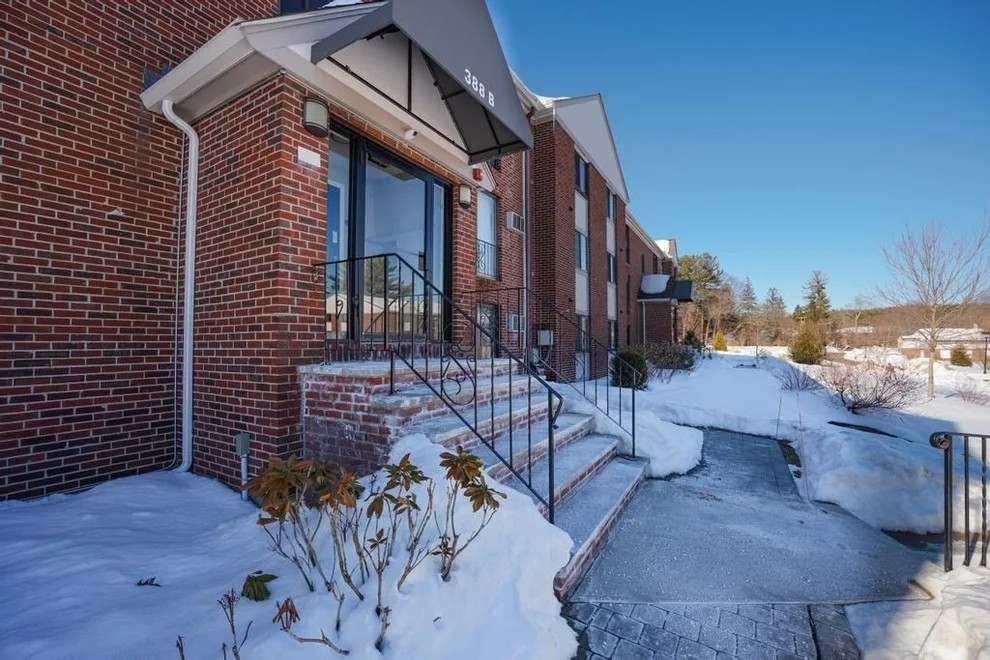 Unit for sale at 388 Great Rd, Acton, MA 01720